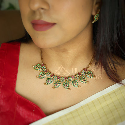 TRADITIONAL KEMP MANGO MOTIF NECKLACE SET | Premium jewellery