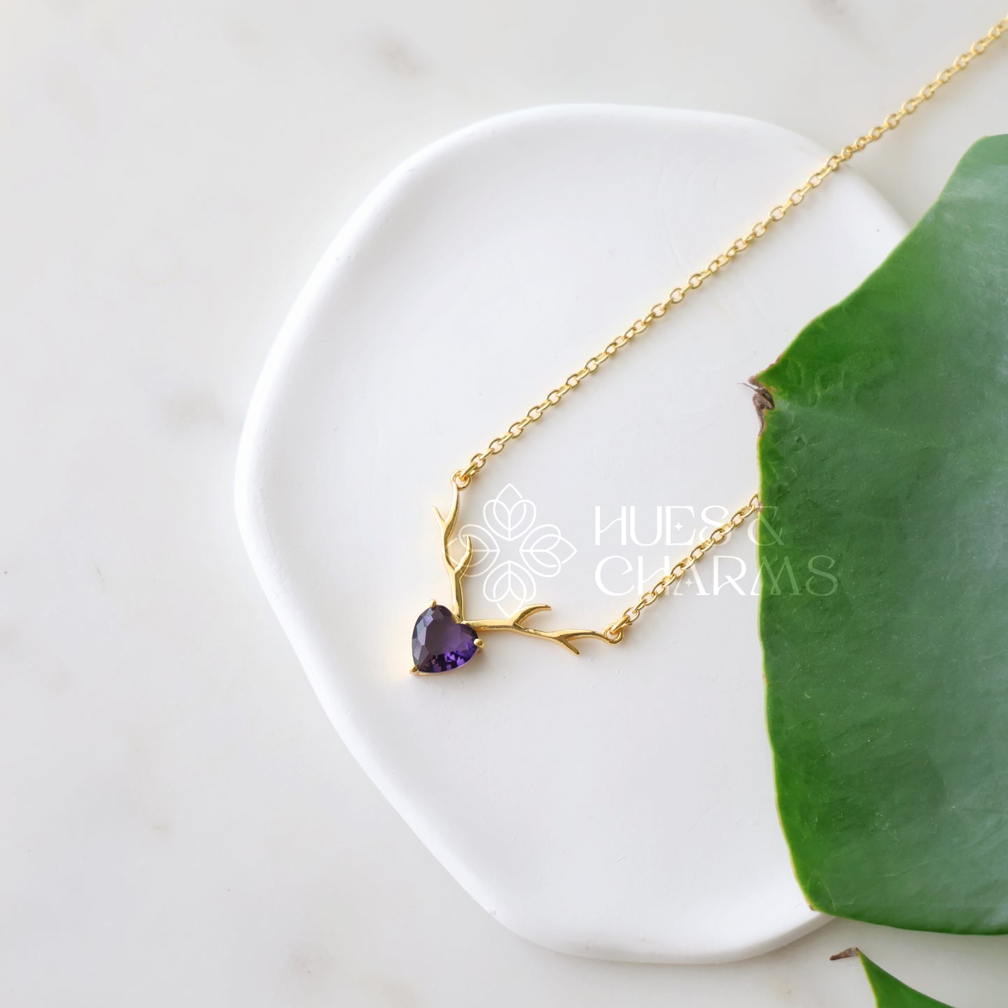 GLOSSY ETERNAL LOVE PENDANT NECKPIECE (COLOURS AVAILABLE)