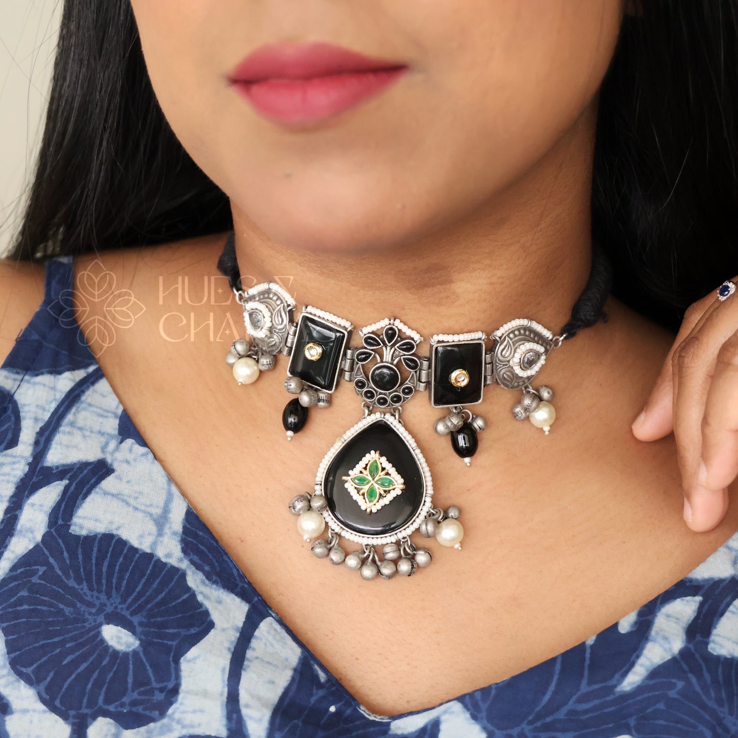 OXIDIZED GLOSSY GHUNGHROO CHOKER SET(Colours available )