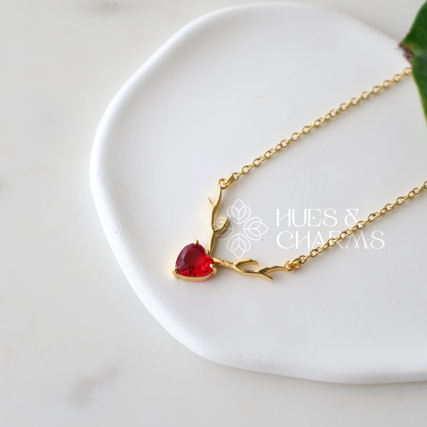 GLOSSY ETERNAL LOVE PENDANT NECKPIECE (COLOURS AVAILABLE)