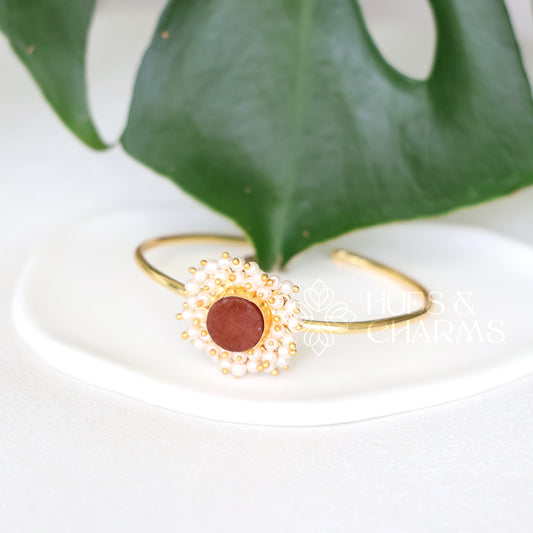 GOLDEN RAW STONE BANGLE WITH CLUSTER PEARLS (COLOURS AVAILABLE)