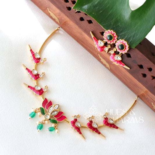 GOLDEN PADMA PARROT HASLI NECKLACE SET