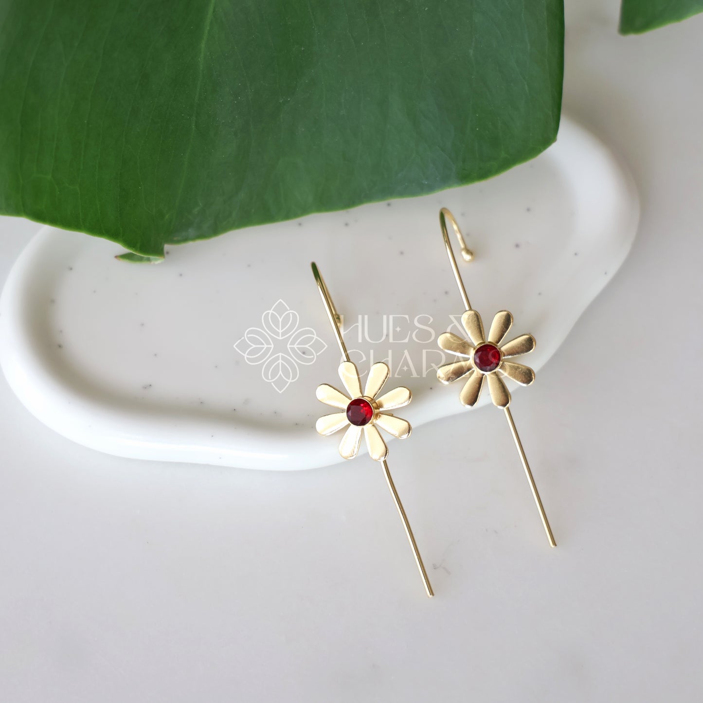 GOLDEN DAISY FLOWER AD EAR CUFF (COLOURS AVAILABLE )