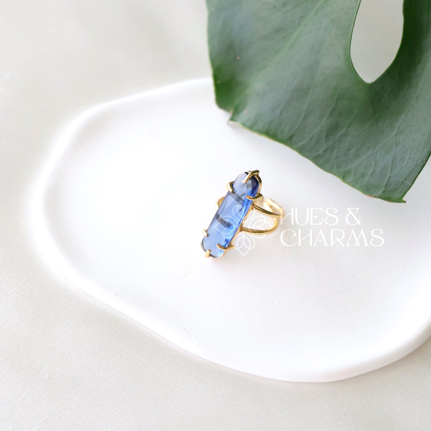 GLOSSY STATEMENT FINGER RING
