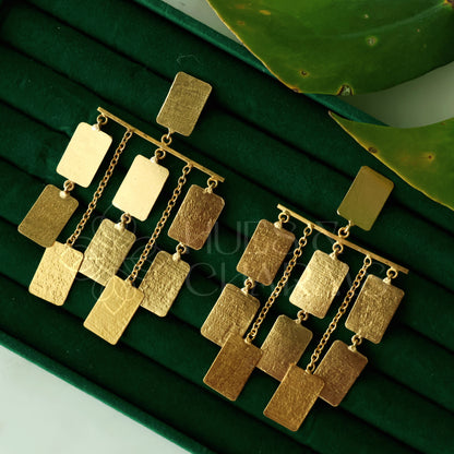 GOLDEN  AURELIA CHANDELIER EARRINGS