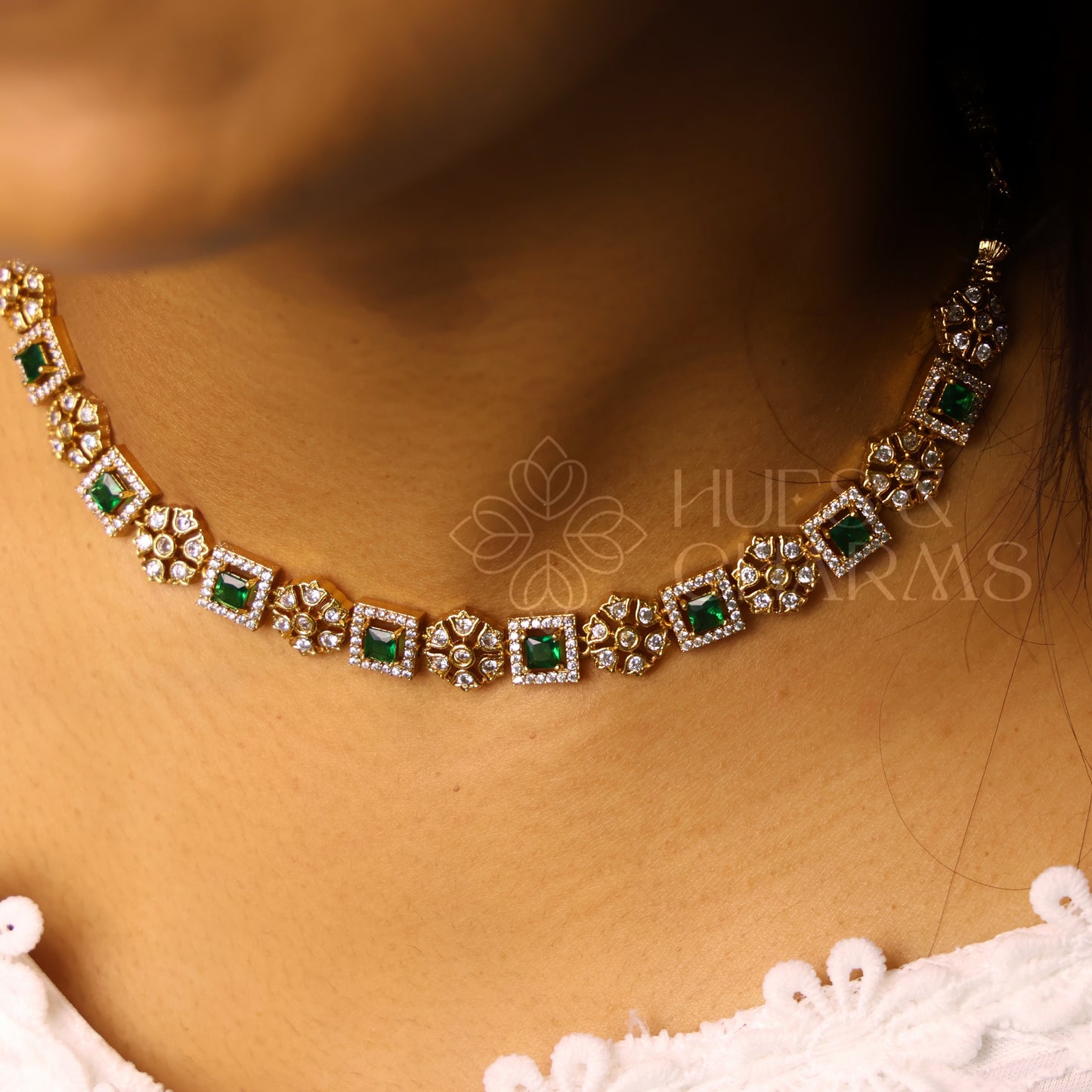 GOLDEN RATNAPUSHPA AD NECKLACE SET (Colours available)