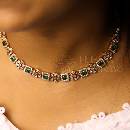 GOLDEN RATNAPUSHPA AD NECKLACE SET (Colours available)