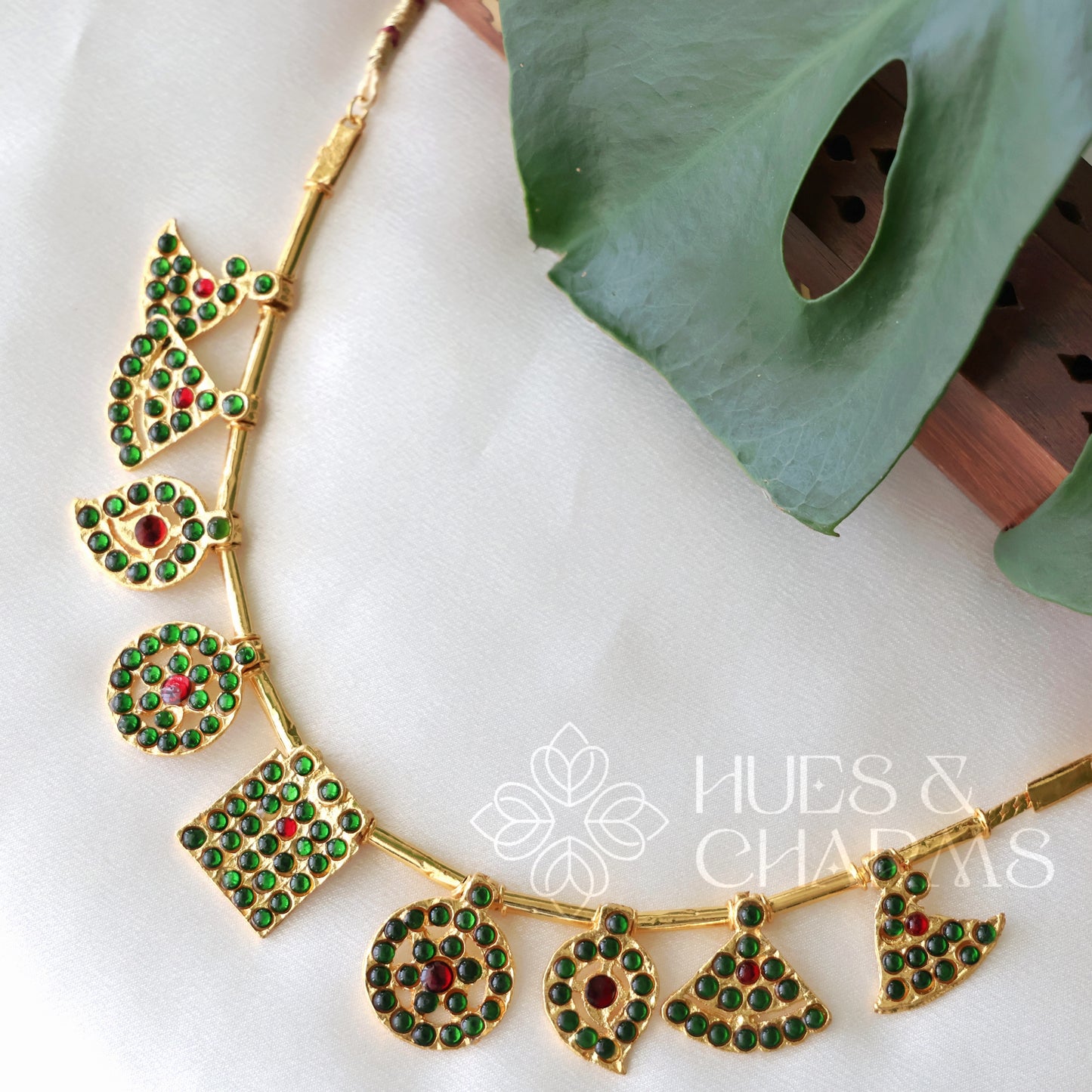 TRADITIONAL BOLD KEMP NECKLACE (COLOURS AVAILABLE)