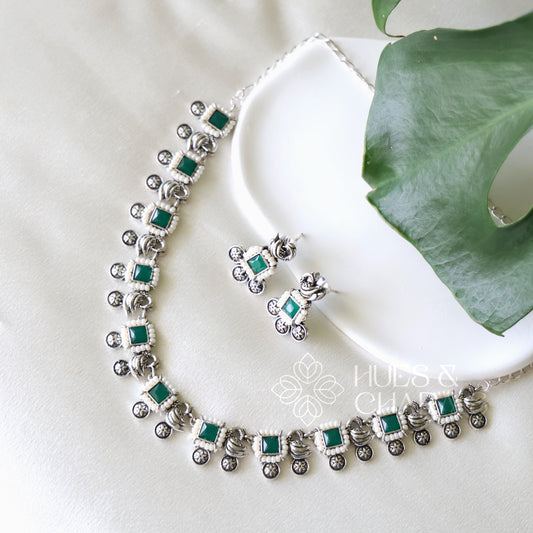 OXIDIZED GLOSSY NECKLACE SET WITH BEADS (Colours available )