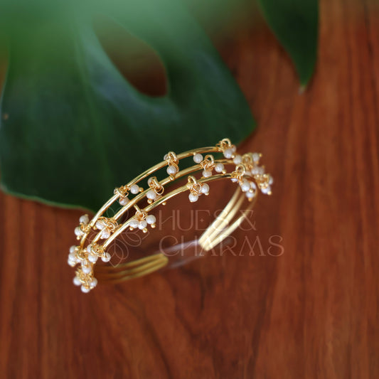 GOLDEN 3 LAYER PEARL DROPS ADJUSTABLE BANGLE