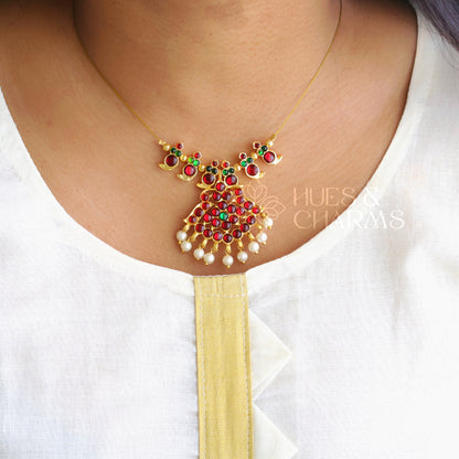 TRADITIONAL FLOATING NECKPIECE - RED & GREEN