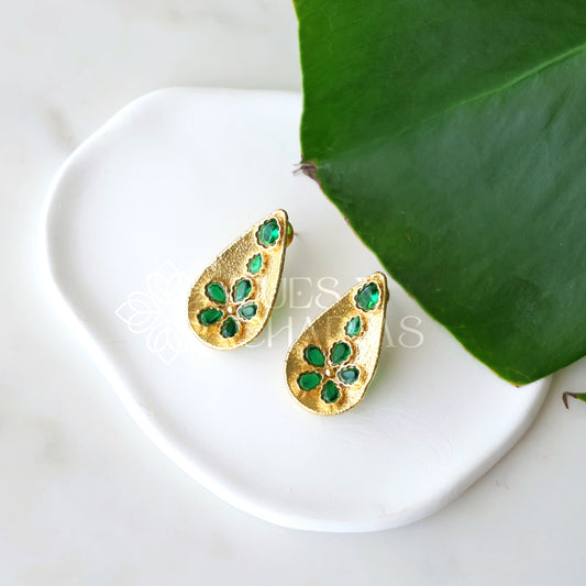GOLDEN GLOSSY PETAL IVY DROP EARRINGS (COLOURS AVAILABLE)