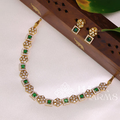 GOLDEN RATNAPUSHPA AD NECKLACE SET (Colours available)