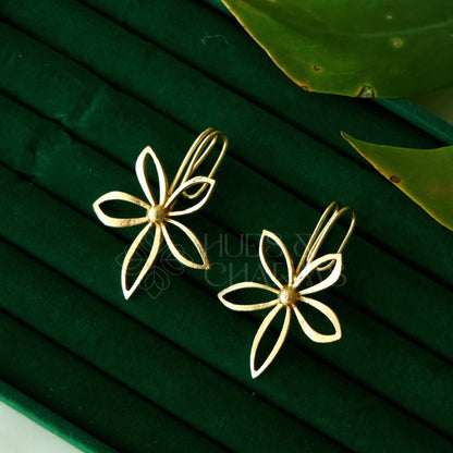 GOLDEN BLOOM BUGADI