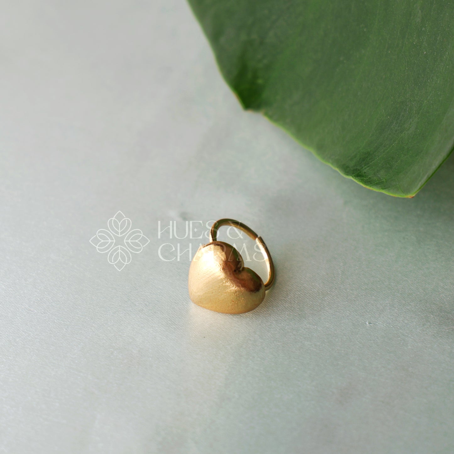 GOLDEN MUSE HEART ADJUSTABLE RING