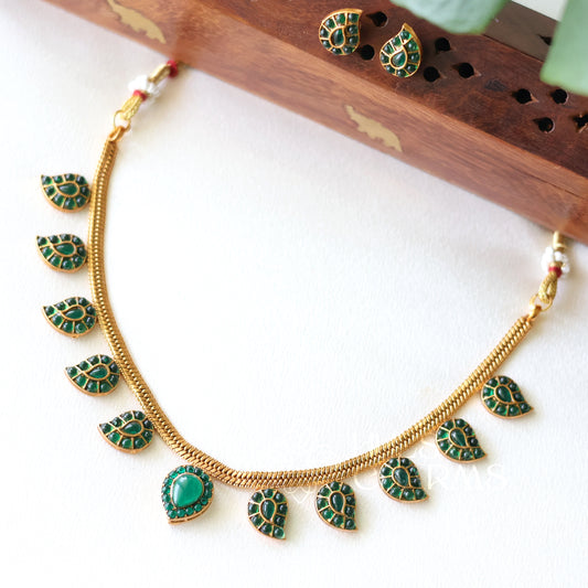 GOLDEN MAANGA KEMP NECKLACE SET (COLOURS AVAILABLE)