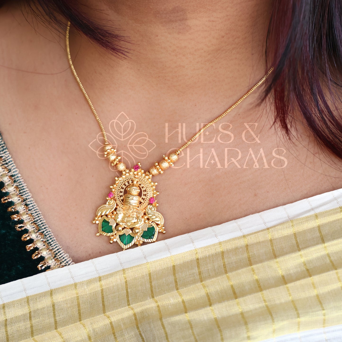 KATHAKALI PENDANT BALL NECKLACE | GOLD PLATED