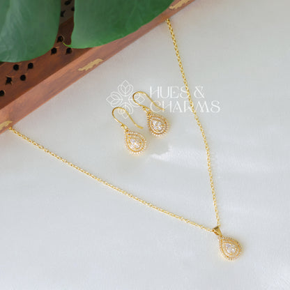 GOLDEN RAINDROP AD NECKLACE SET