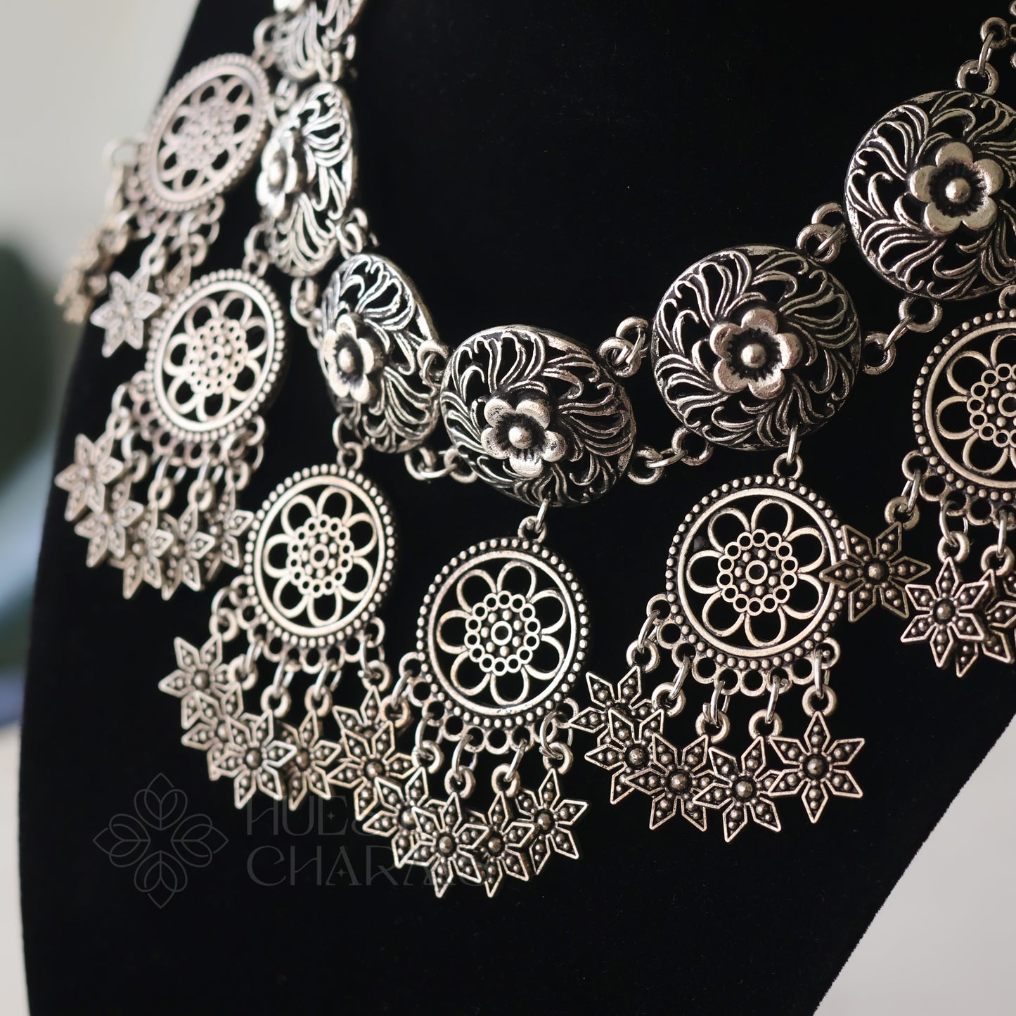 OXIDIZED STATEMENT CHOKER