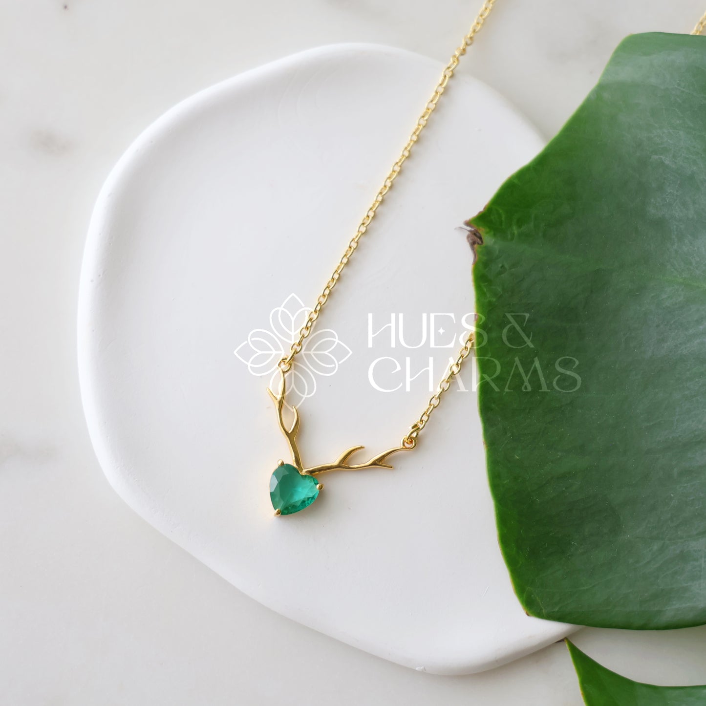 GLOSSY ETERNAL LOVE PENDANT NECKPIECE (COLOURS AVAILABLE)
