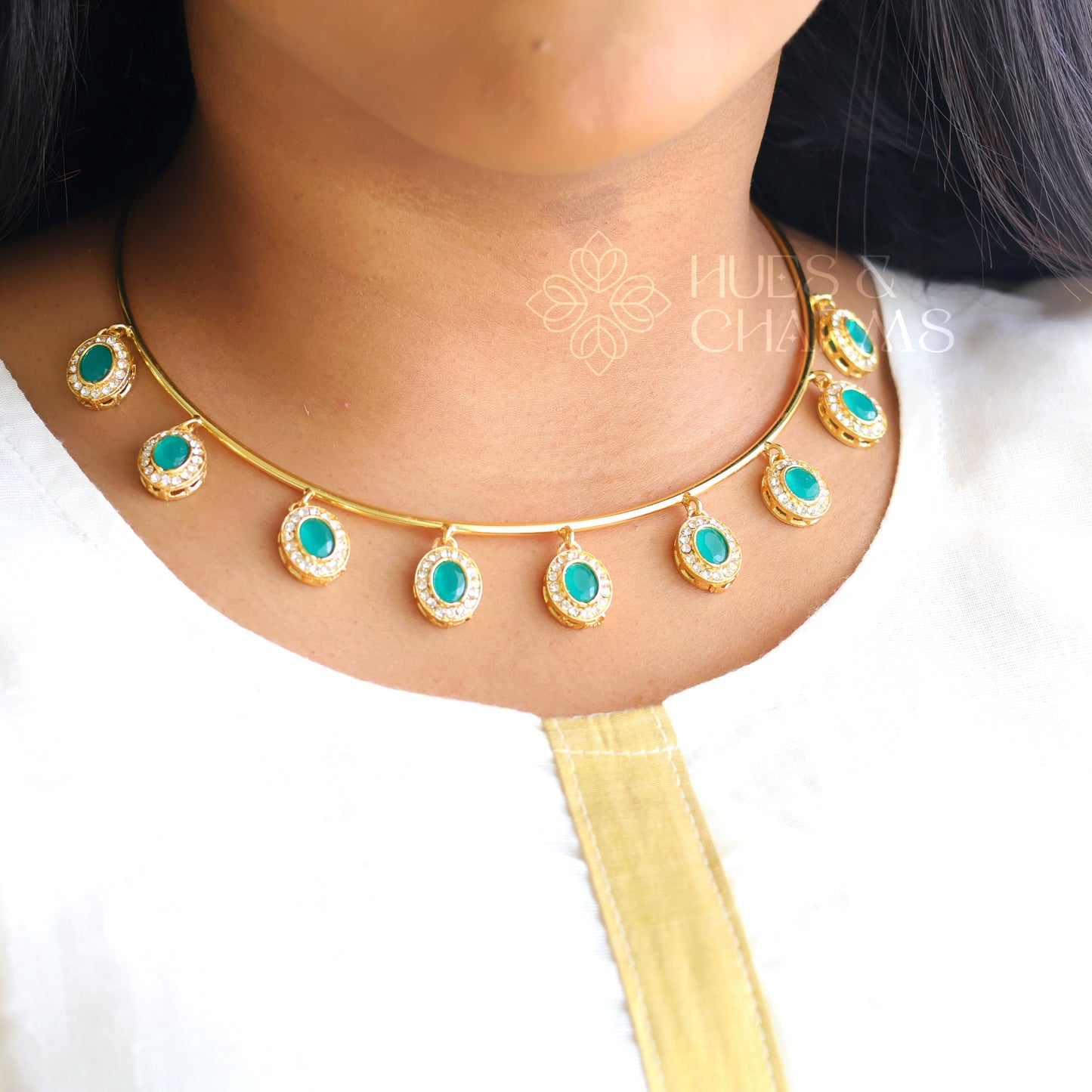 GOLDEN OVAL DROP NECK CUFF SET (COLOURS AVAILABLE)