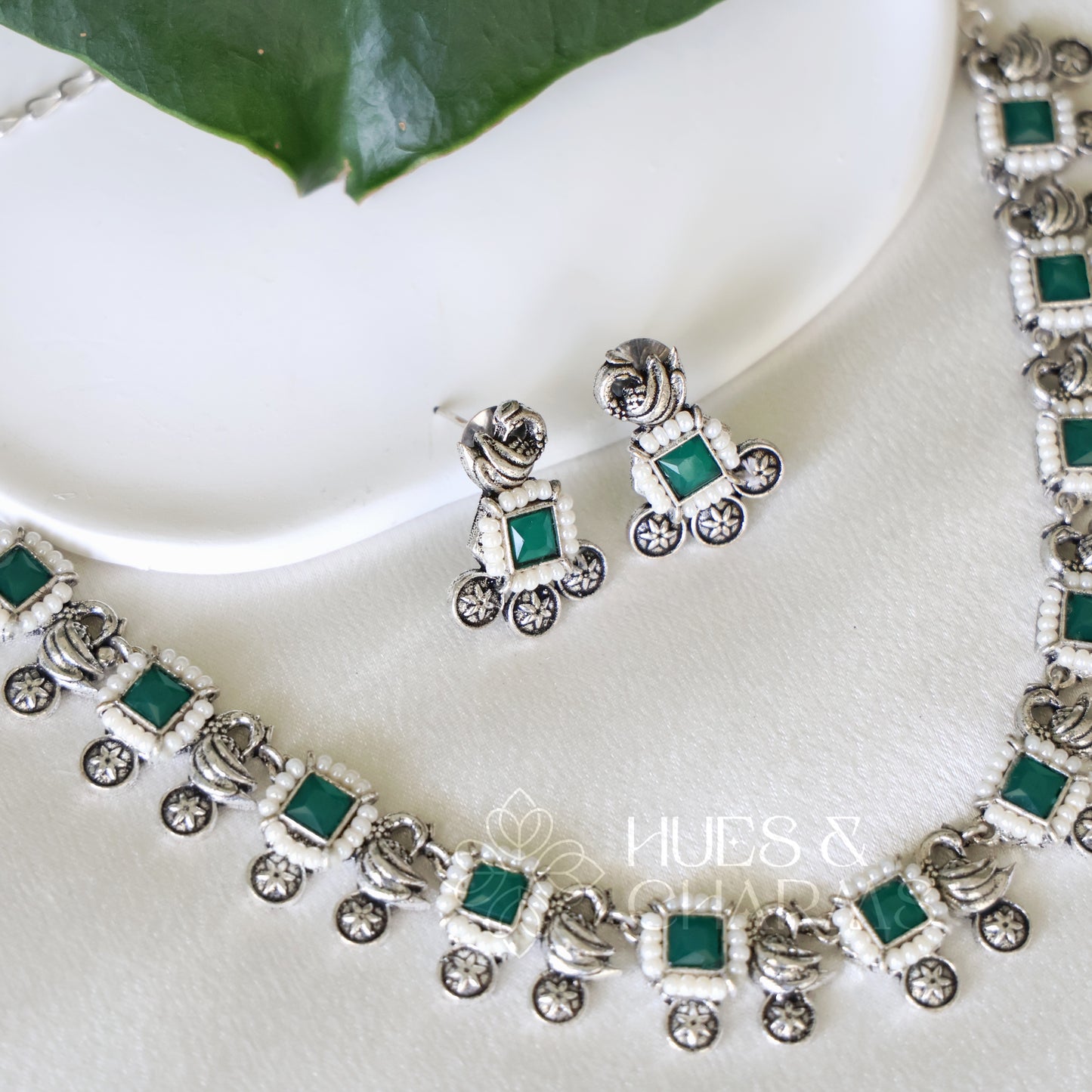 OXIDIZED GLOSSY NECKLACE SET WITH BEADS (Colours available )