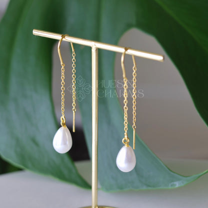 Needle And Thread Pearl Earring