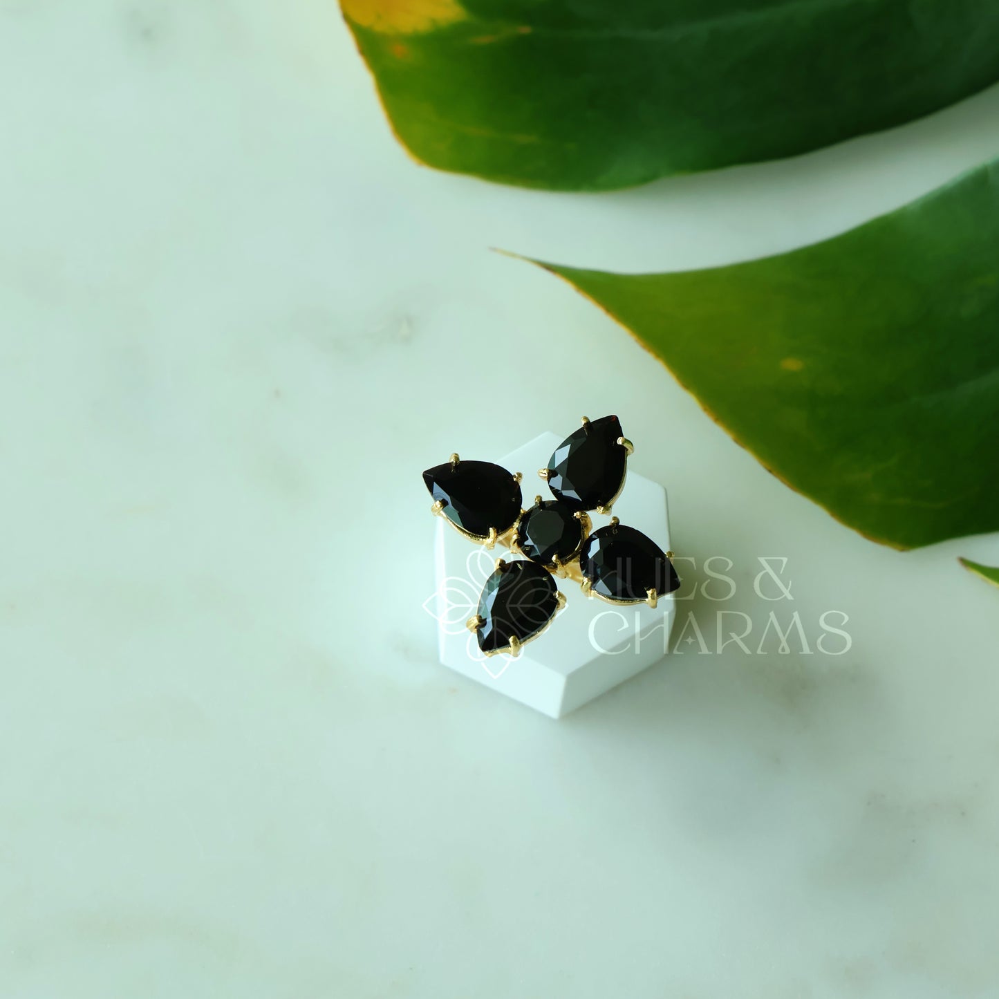 GLOSSY FLORAL STATEMENT ADJUSTABLE RING (COLOURS AVAILABLE)