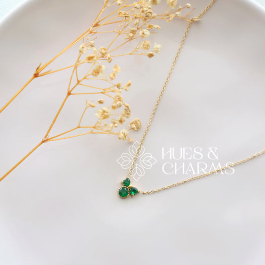 GOLDEN GREEN BOW PENDANT NECKPIECE