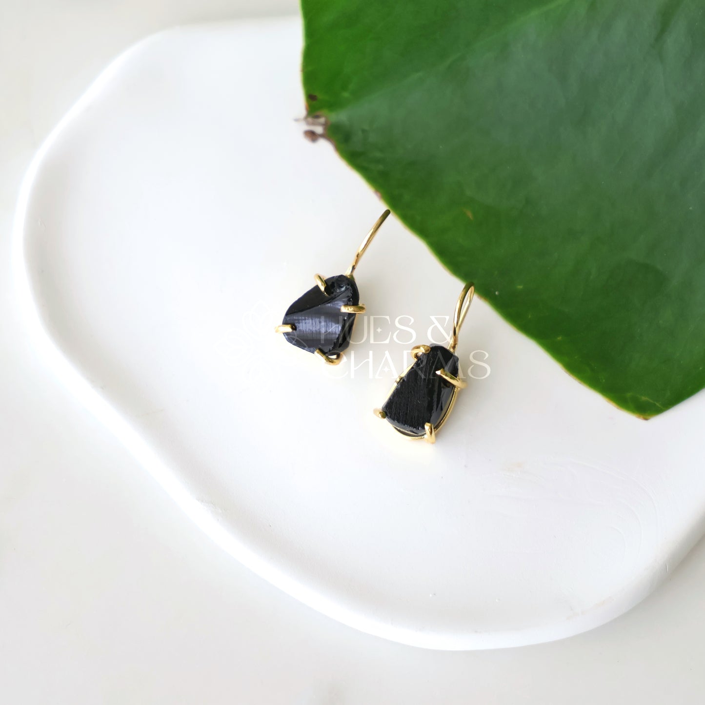 MINIMAL RAW STONE DROPS EARRINGS
