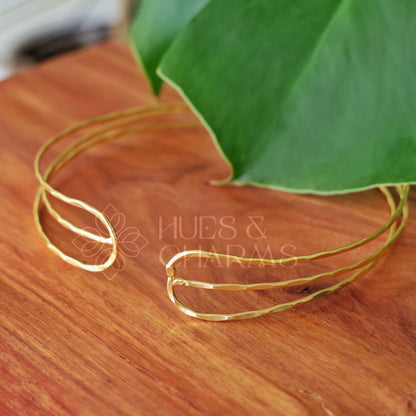 GOLDEN MINIMAL ORLINA NECKCUFF