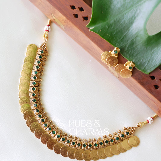 TRADITIONAL PADMA LAKSHMI BOLD COIN NECKLACE SET
