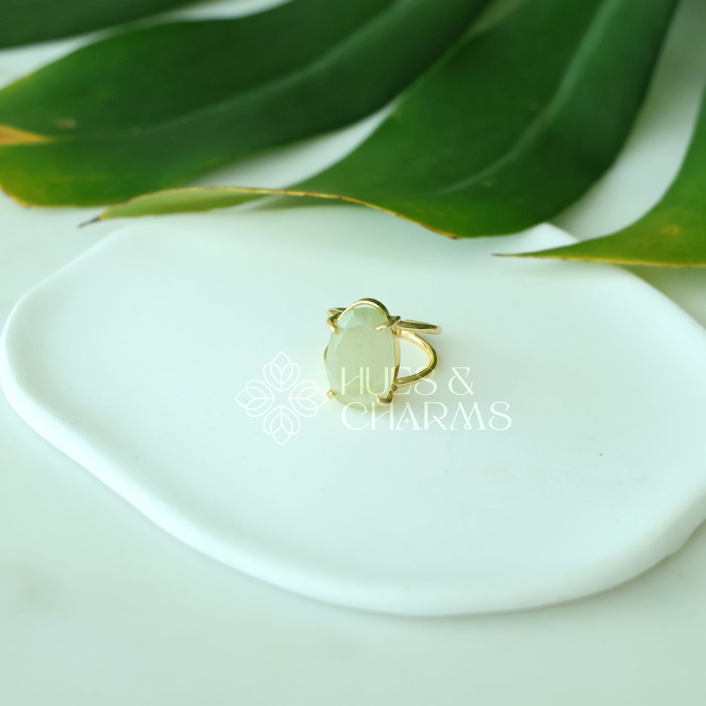 GLOSSY MIXED-CUT  ADJUSTABLE RING (Multiple shapes & colours available)