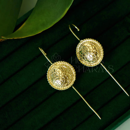 GOLDEN MANDALA EAR CUFF