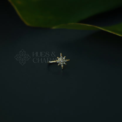 GOLDEN STARBURST AD STONES NOSE PIN