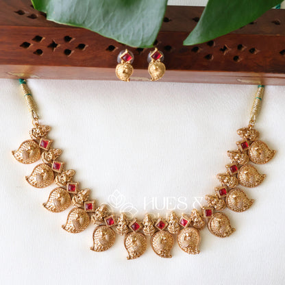 GOLDEN LAKSHMI STATEMENT NECKLACE SET (COLOURS AVAILABLE)