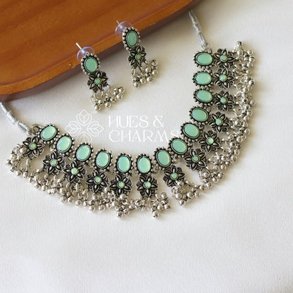 OXIDIZED LIGHT GREEN STONE NECKLACE SET