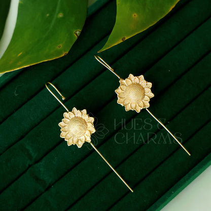 GOLDEN MARIGOLD EAR CUFF