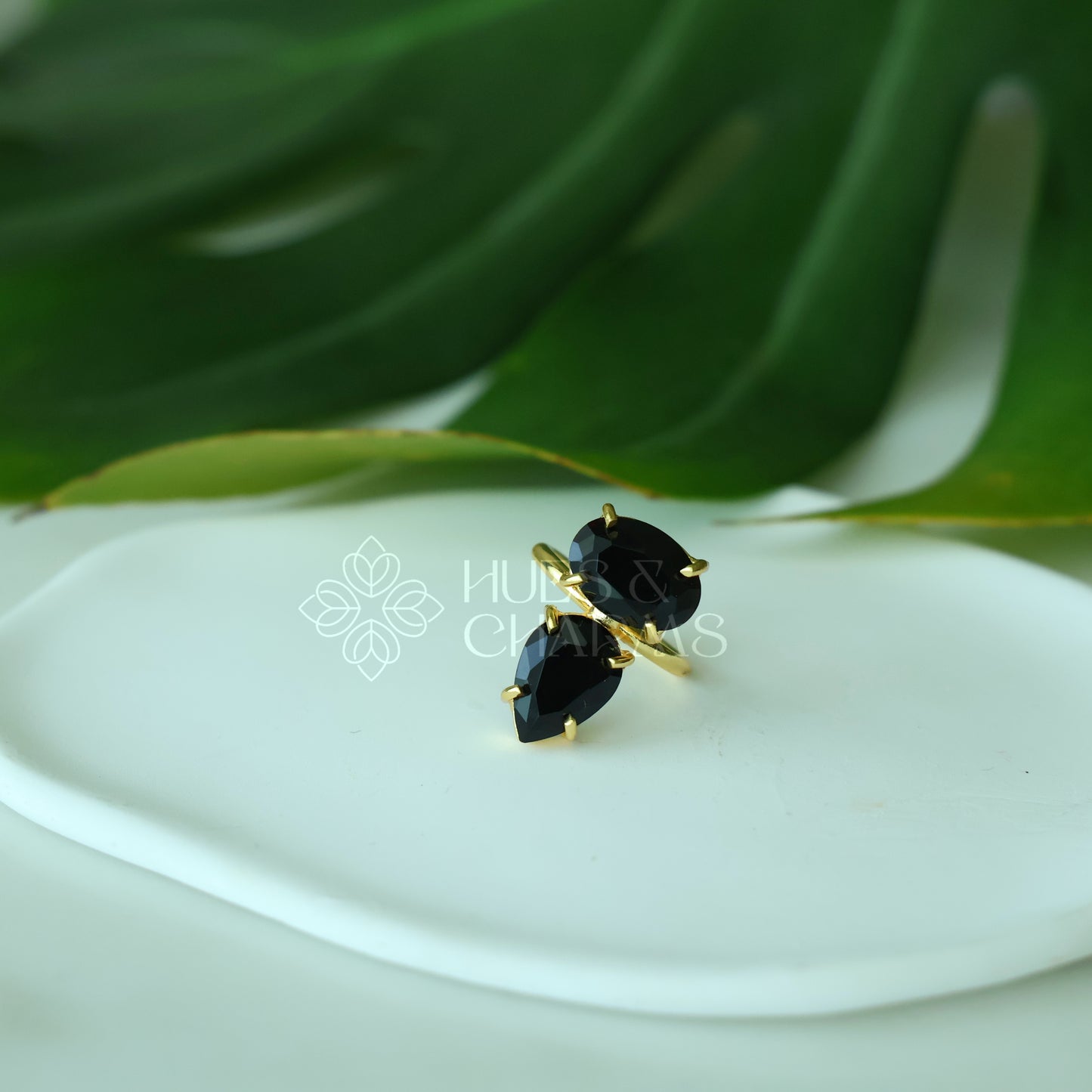 GLOSSY OVAL & TEARDROP ADJUSTABLE RING (COLOURS AVAILABLE)