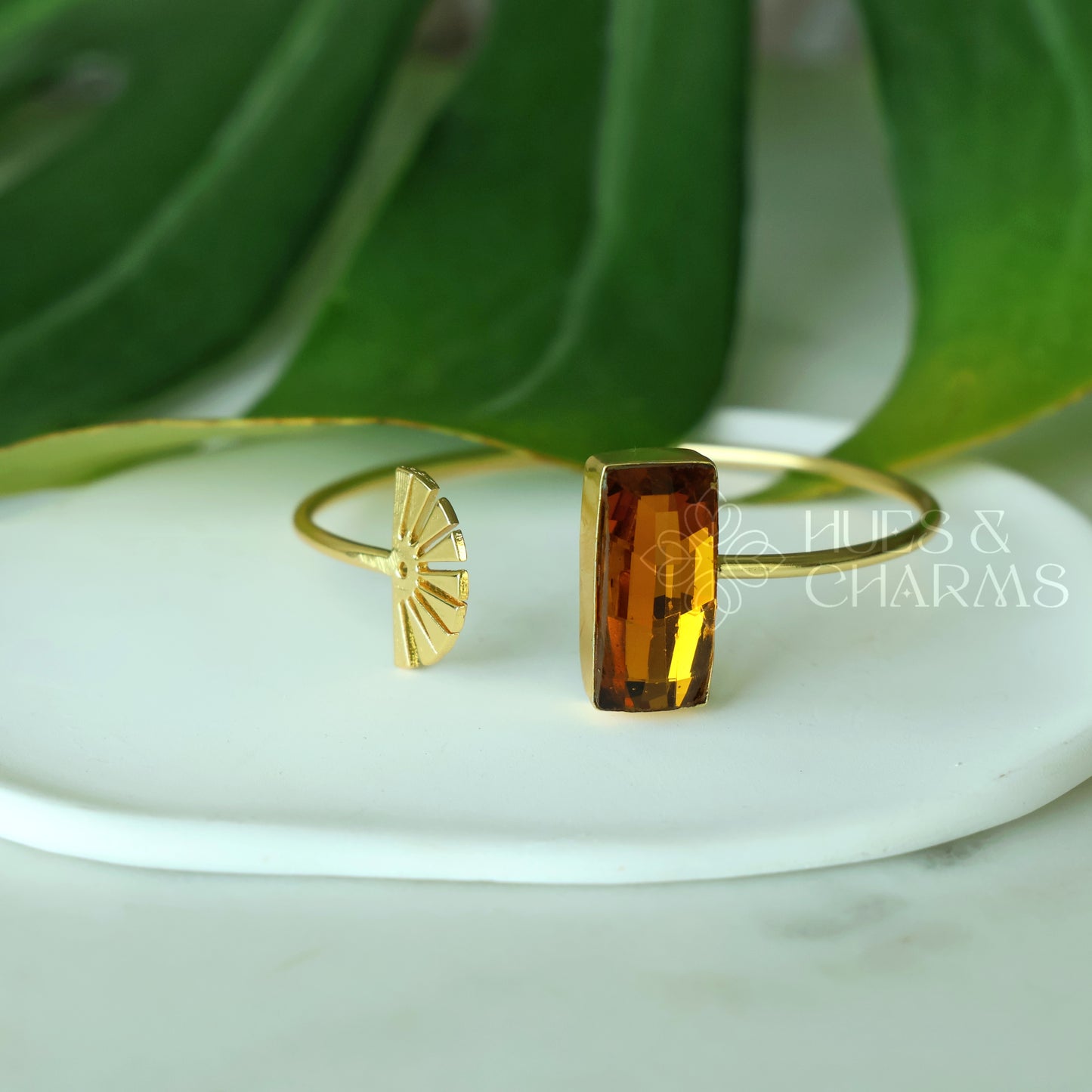 GOLDEN ASTERA ADJUSTABLE BANGLE(COLOURS AVAILABLE)