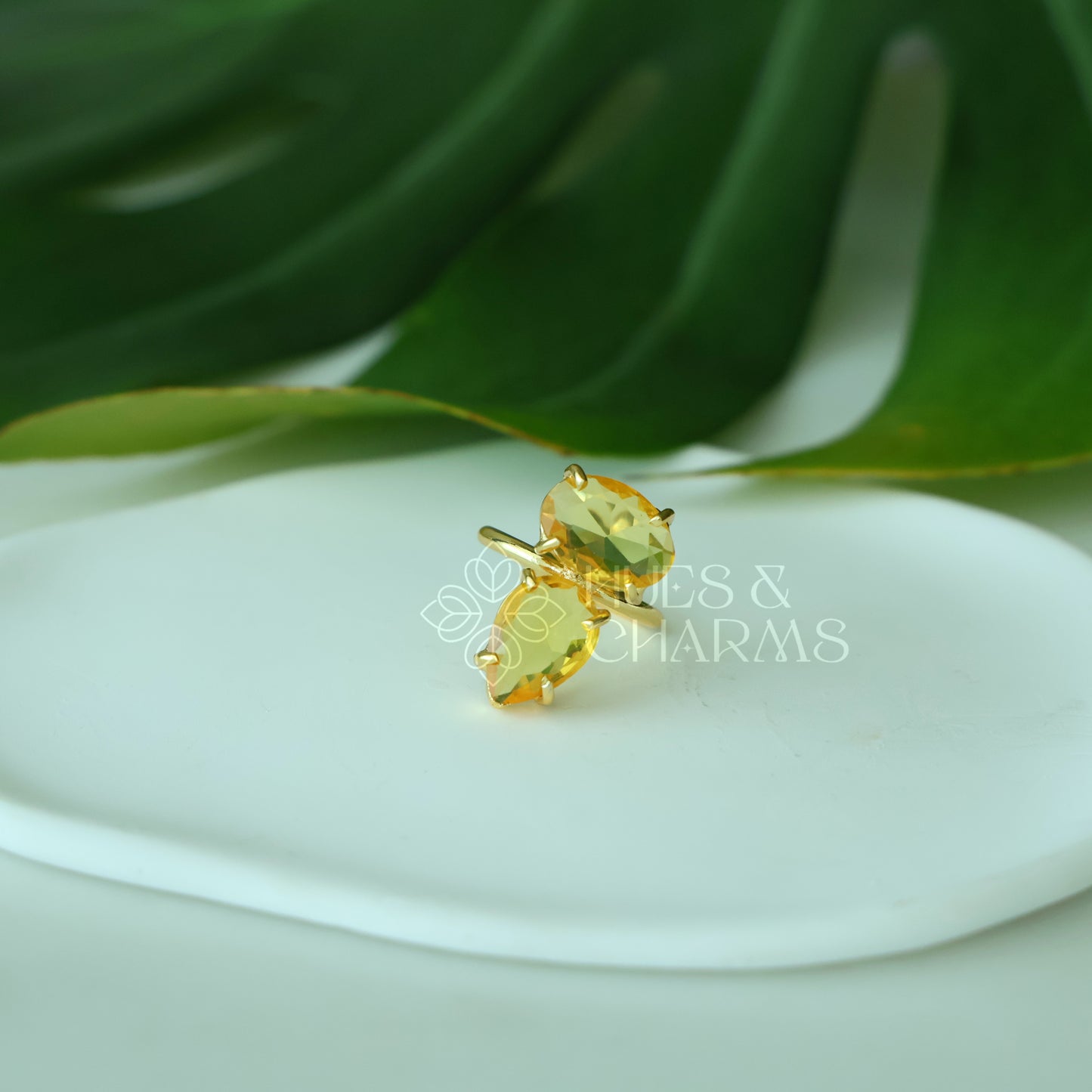 GLOSSY OVAL & TEARDROP ADJUSTABLE RING (COLOURS AVAILABLE)
