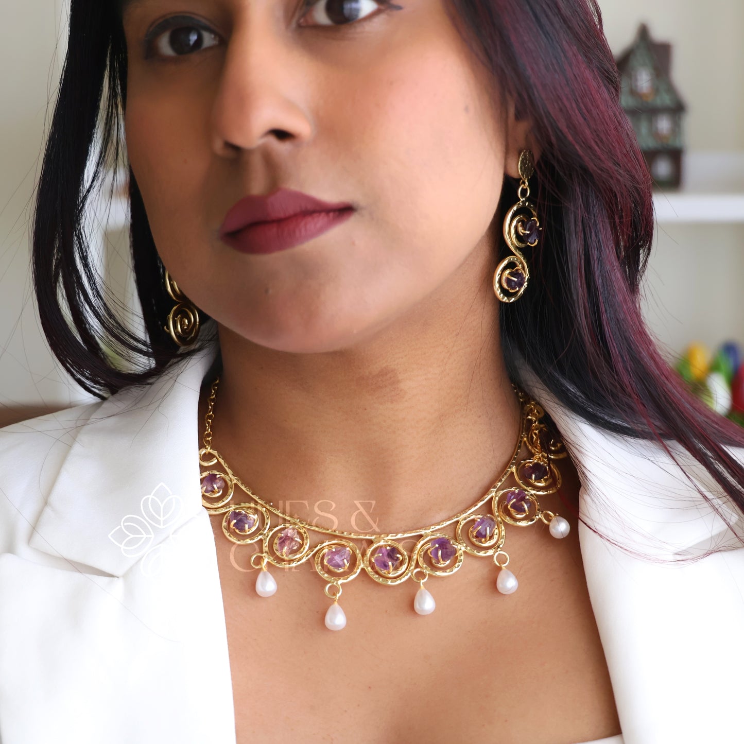 NATURAL STONE LUMIERE NECKLACE SET WITH PEARLS (Colours available)