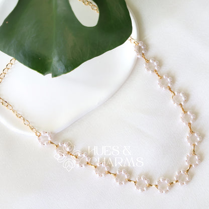 GOLDEN FLORA MINIMAL NECKPIECE WITH PEARLS