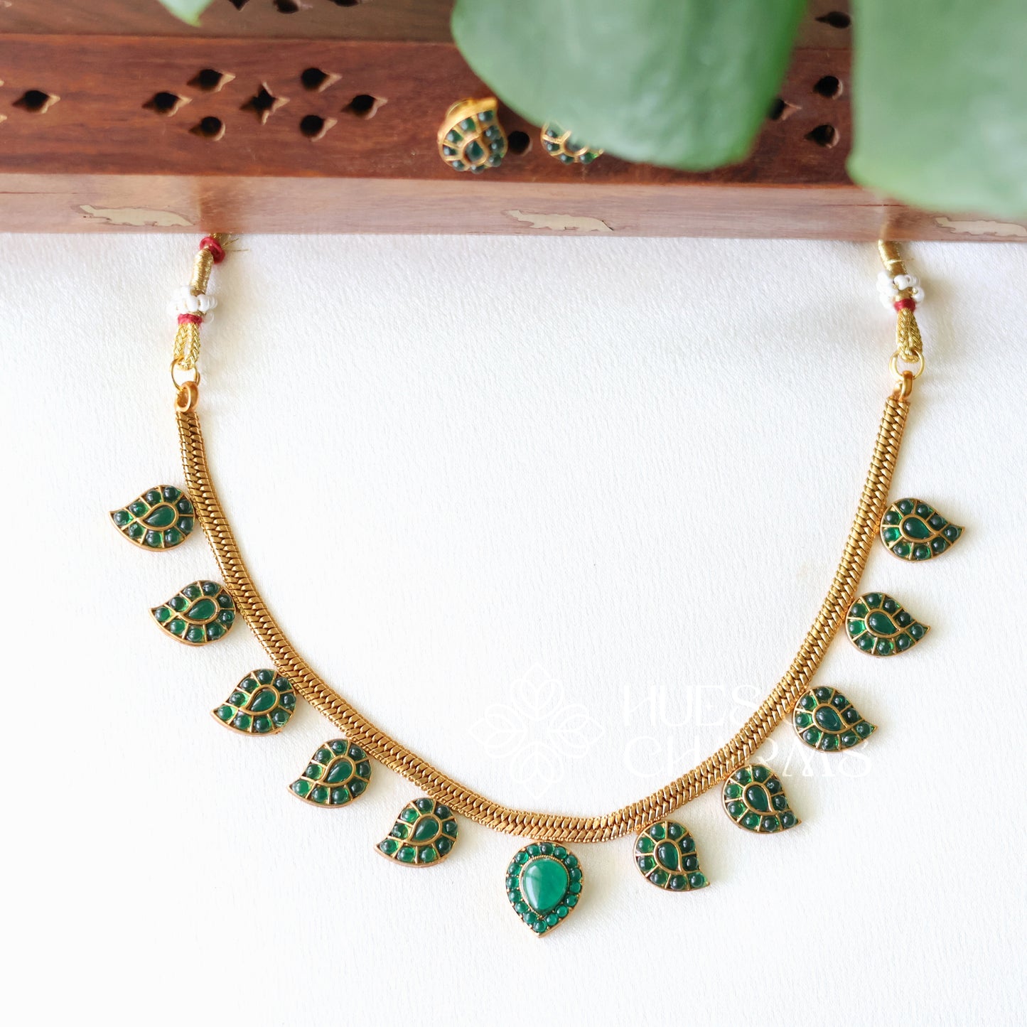 GOLDEN MAANGA KEMP NECKLACE SET (COLOURS AVAILABLE)
