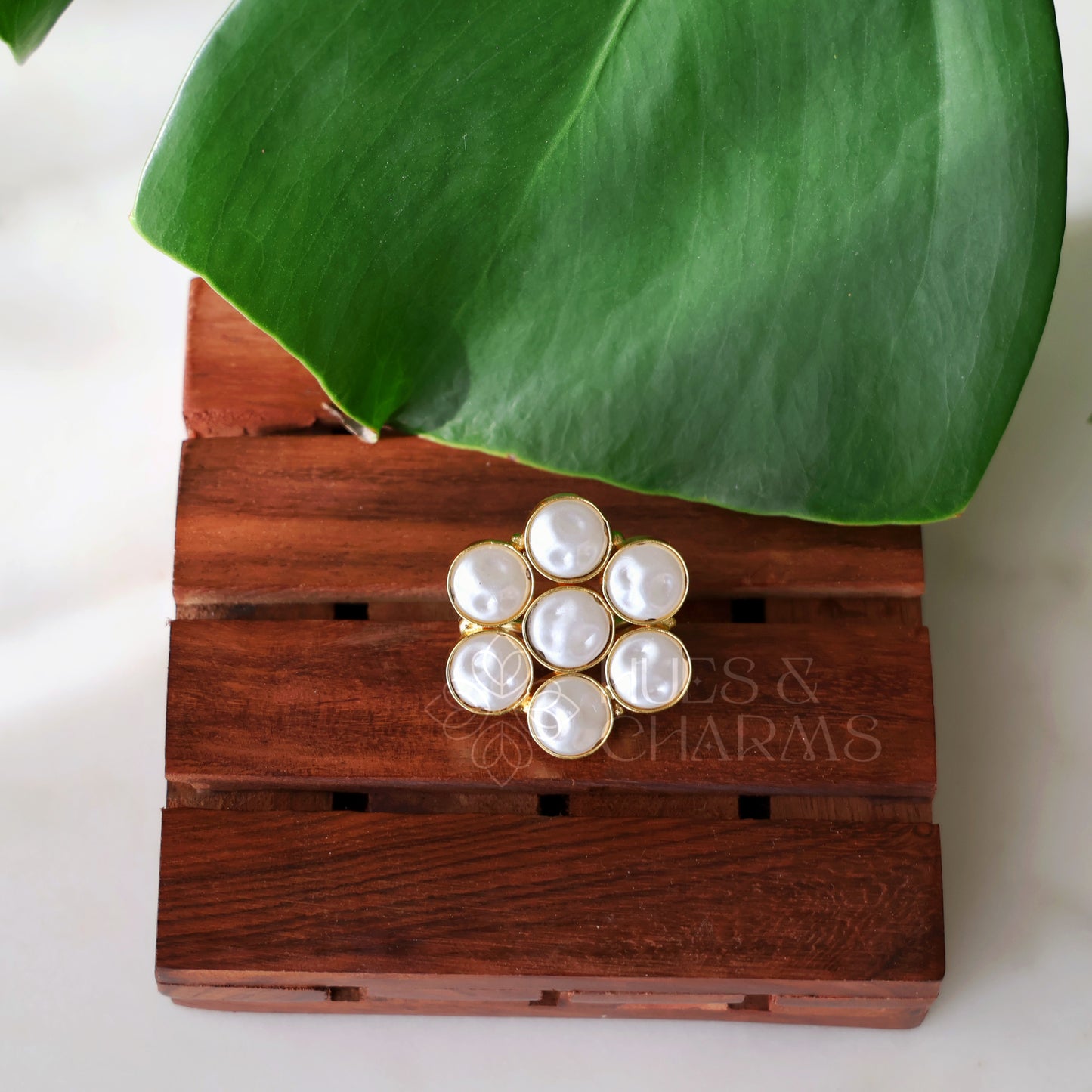 GOLDEN 7 PEARL CELESTE ADJUSTABLE RING