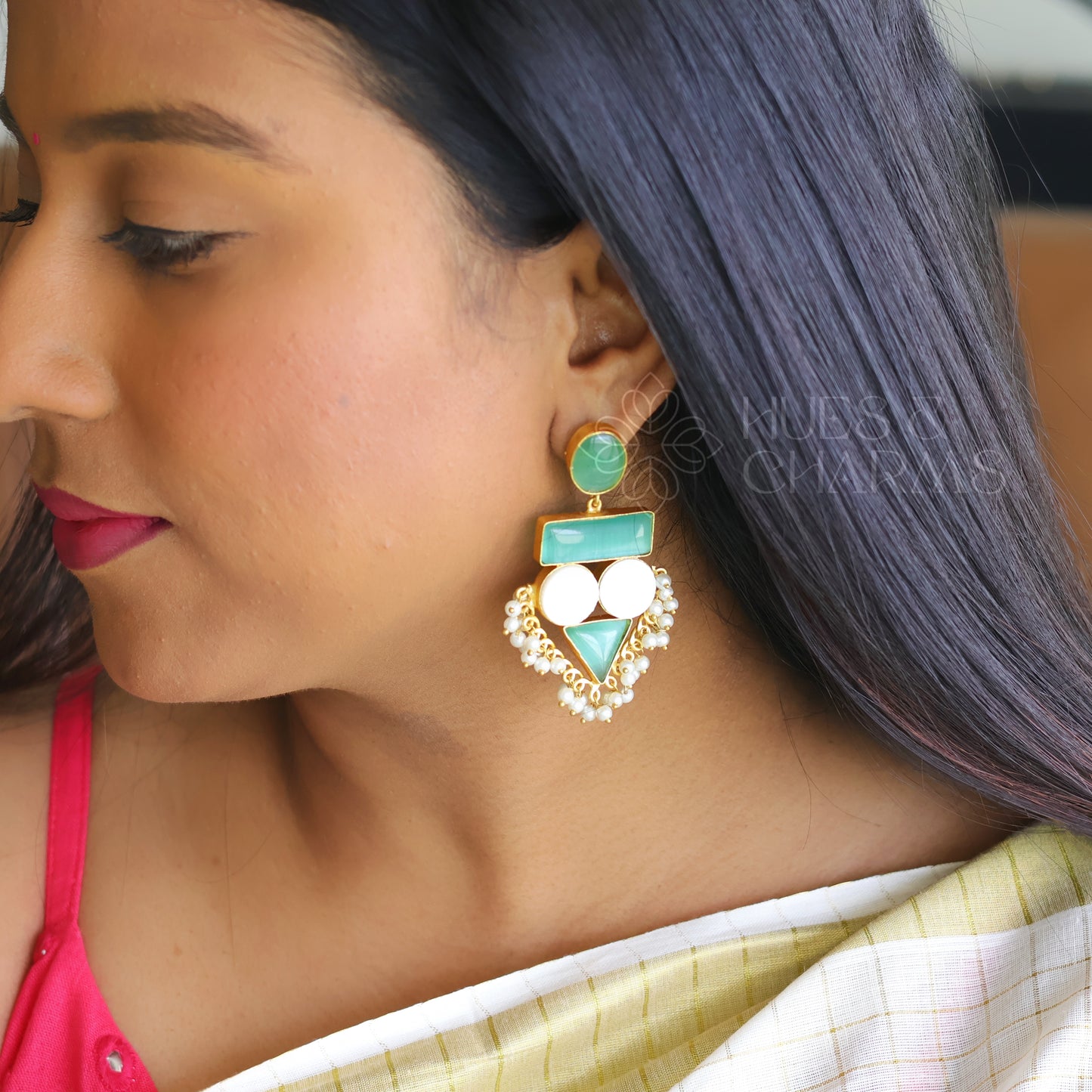 PRECIOUS STATEMENT EARRINGS WITH MOP -CORAL GREEN