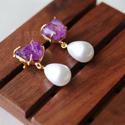 GOLDEN RAW DYED STONE PEARL DROP EARRINGS- PURPLE