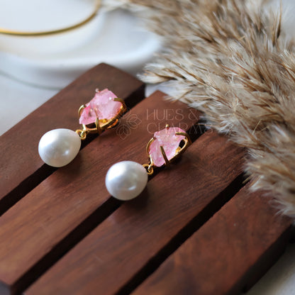 GOLDEN RAW DYED STONE PEARL DROP EARRINGS- BABY PINK