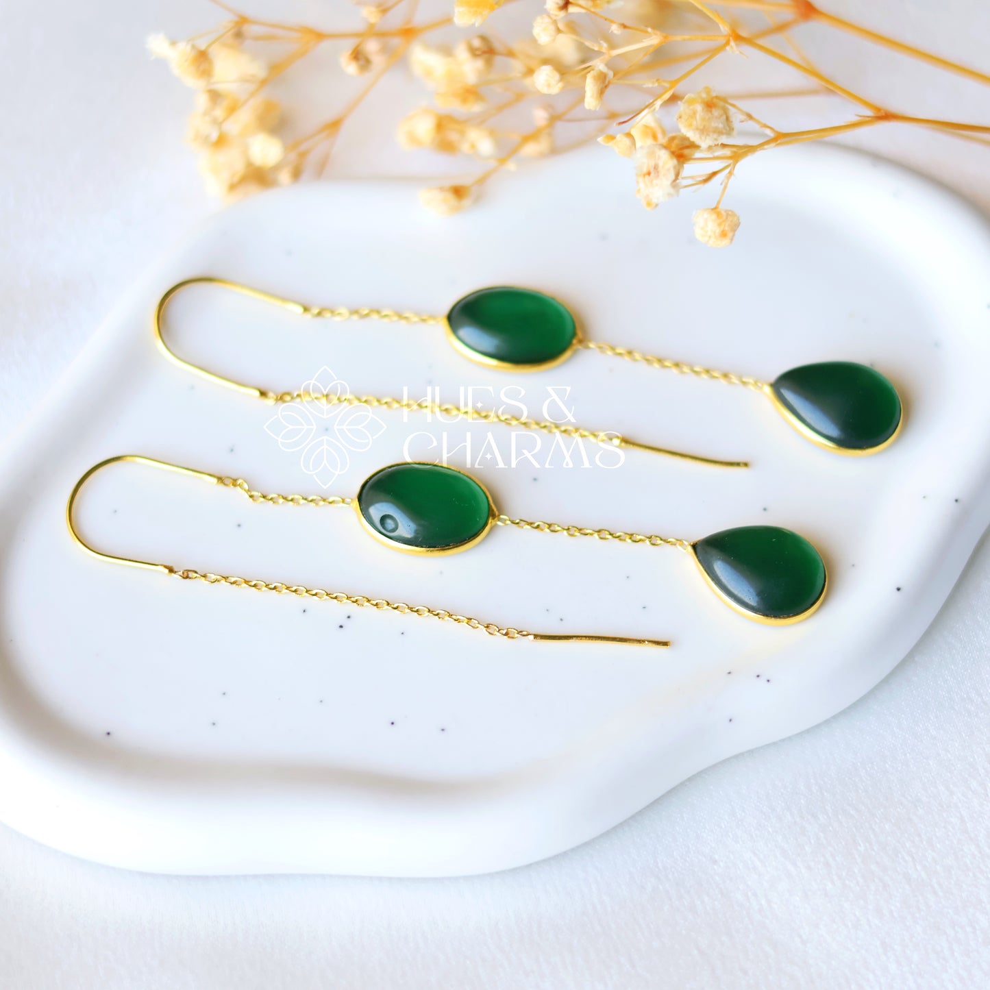 GOLDEN NEEDLE AND THREAD GLOSSY DROP EARRING - GREEN