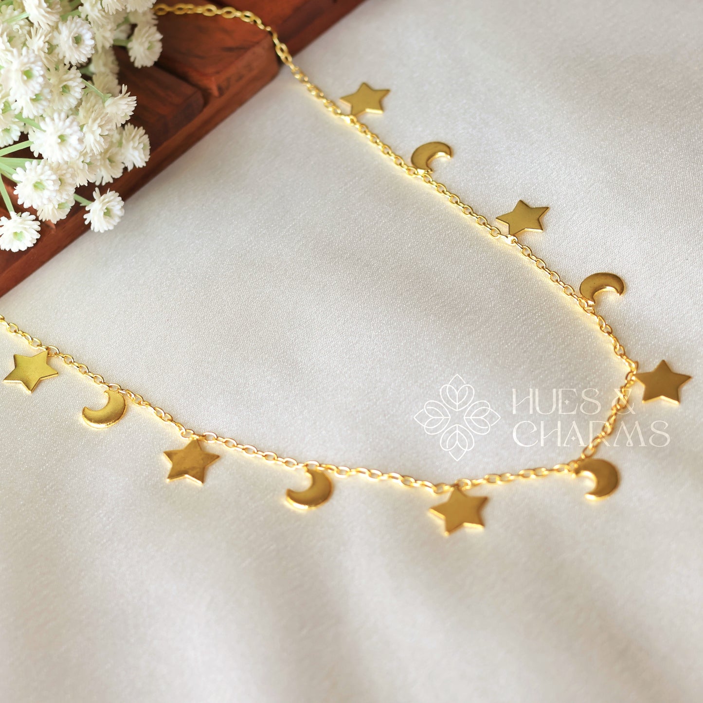 GOLDEN MIDNIGHT NECKLACE